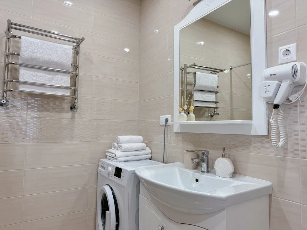 Квартира Family home - просторная 1к квартира до 5 гостей в 100 м от моря — Сириус