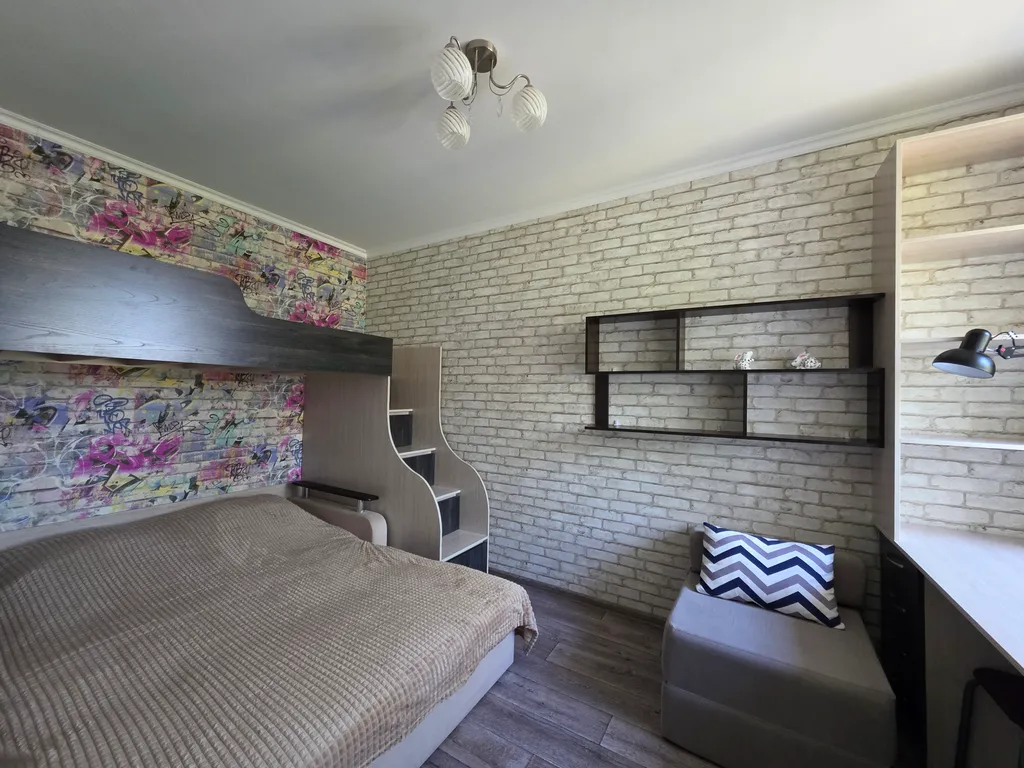 Современная двушка в центре