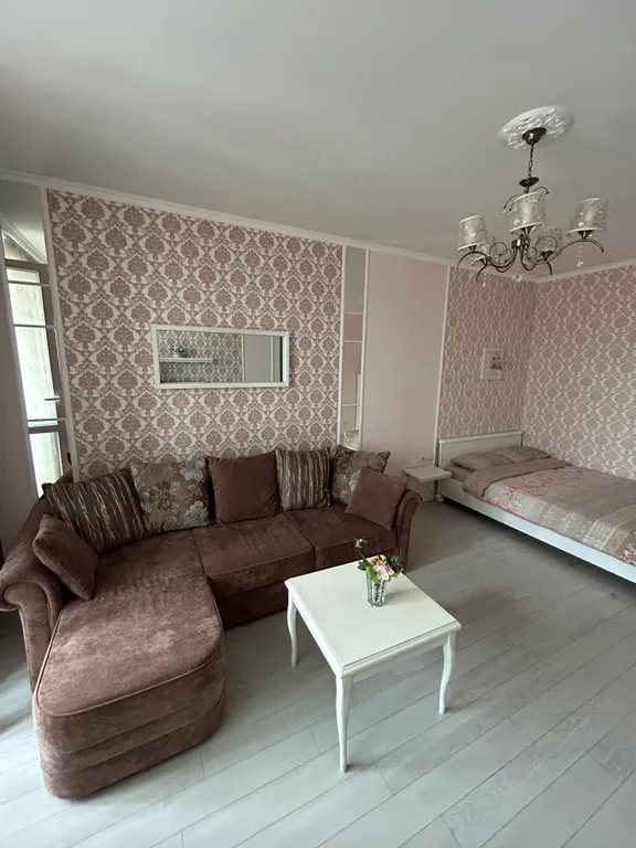 Однокомнатная квартира в центре у парка Юность