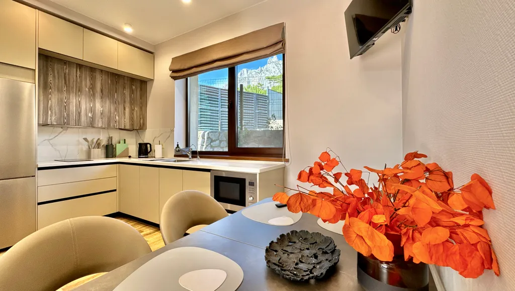 Таунхаус Панда в лесной зоне с подогреваемым бассейном и баней Кореиз