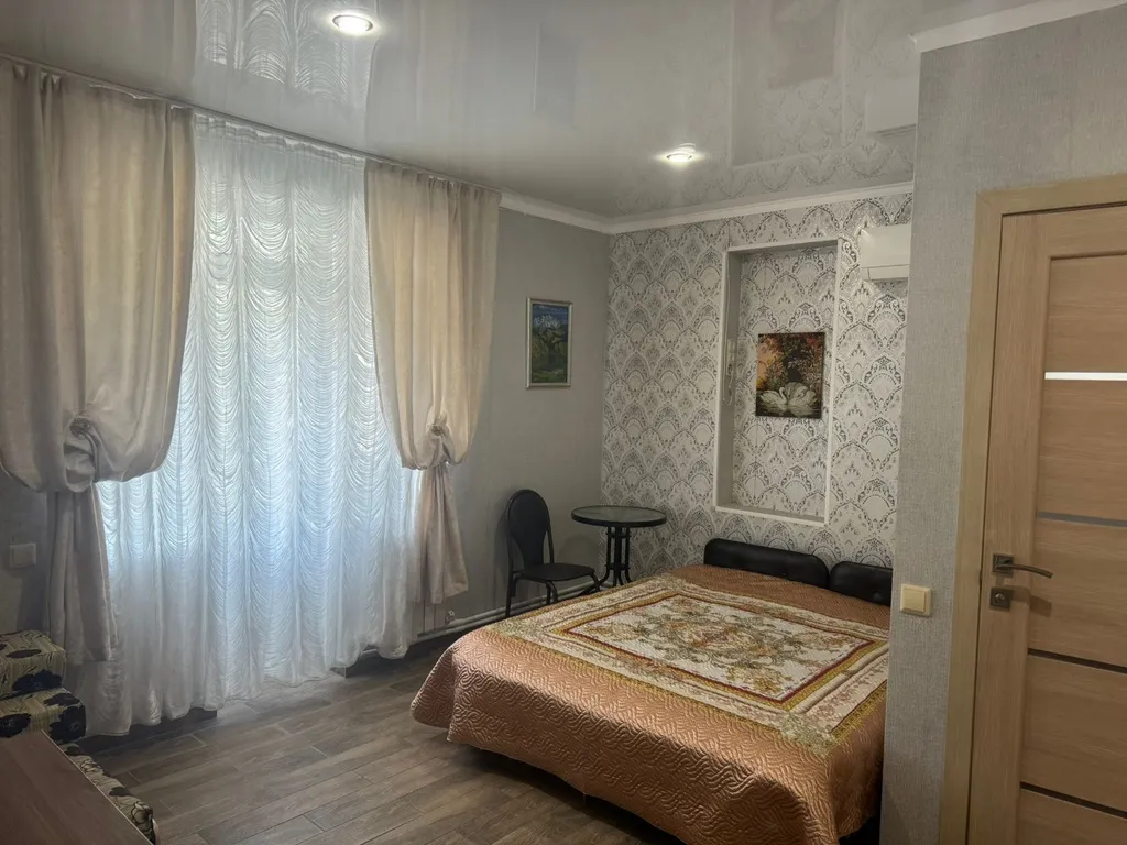 Квартира Комната — аренда посуточно в Небуг