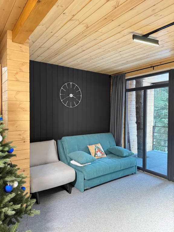 Двухэтажный дом с видом на горы База отдыха ПроЛес