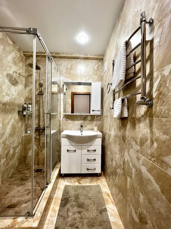 Квартира в новом доме, идеально расположенном в центре курортной зоны