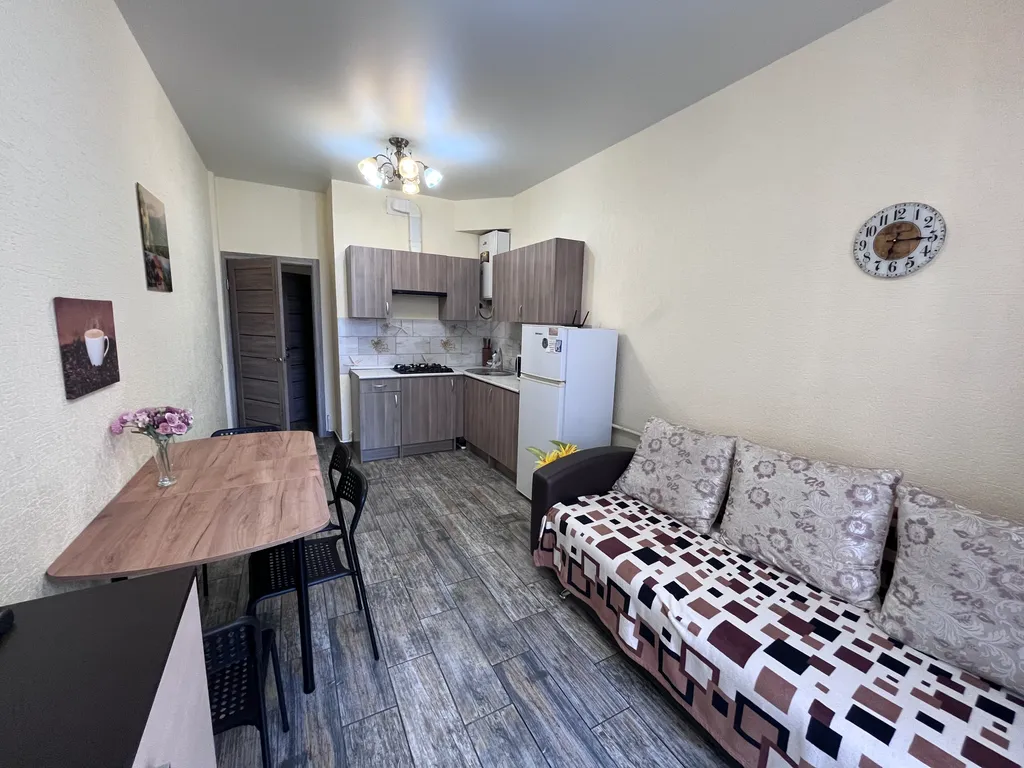 Квартира Квартира Однушка с большой лоджией — Геленджик