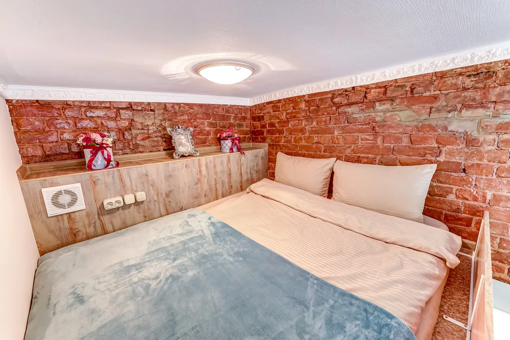 Квартира Апартаменты комфорт с парковкой free в тихом дворике в 600 м от метро — Санкт-Петербург