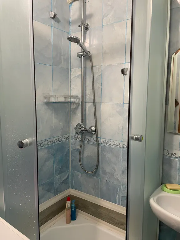 Комфортная квартира близ питьевой галереи