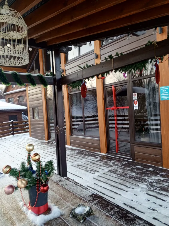 Парящий дом на Волге