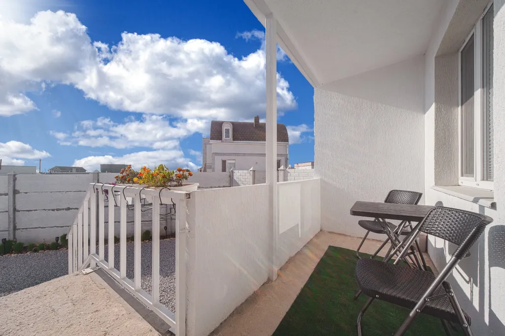 Квартира 1-комнатная Квартира — Севастополь