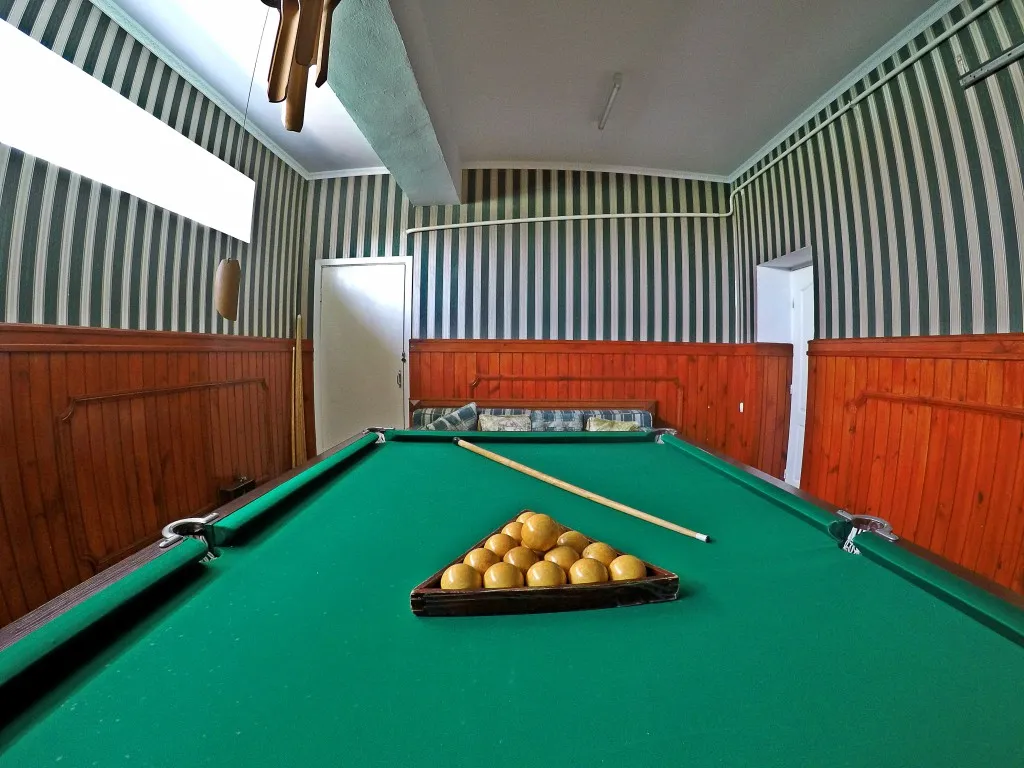 Дом в Ялте с бассейном и сауной