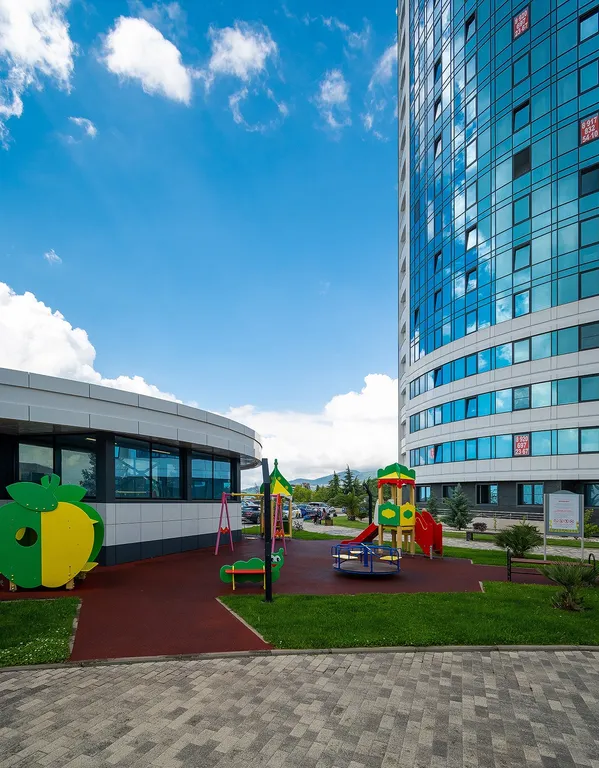 Квартира Квартира Для большой семьи, двухкомнатная, с видом на бассейн и море — Адлер