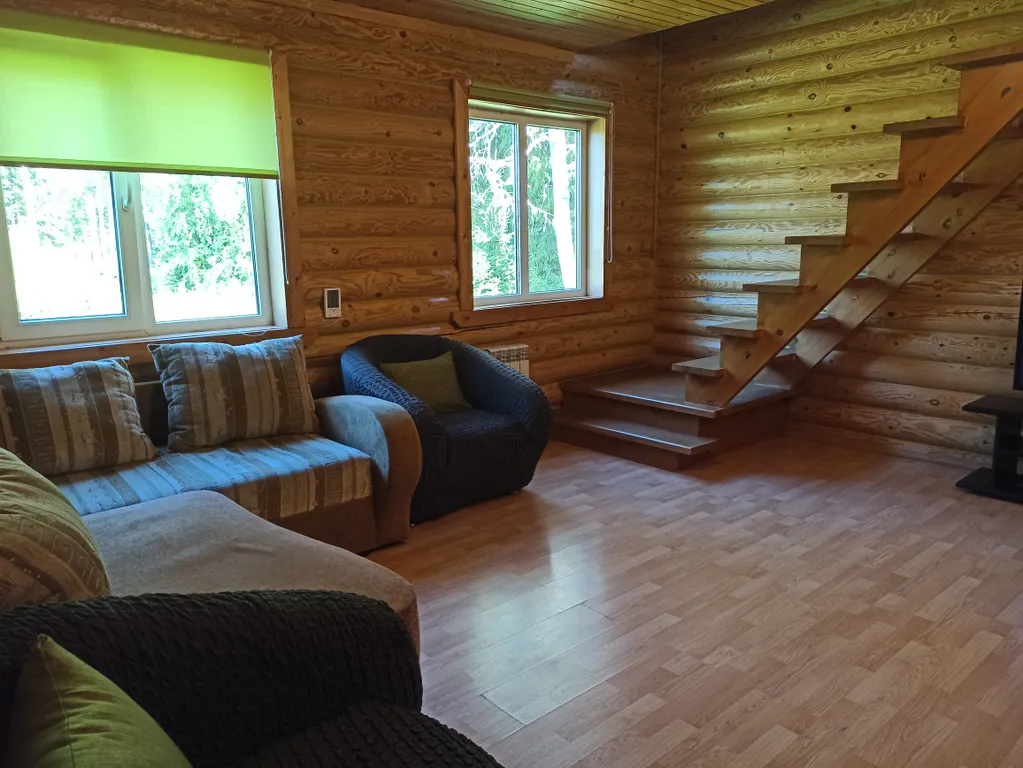 Коттедж Уютный дом на берегу реки — Свирьстрой