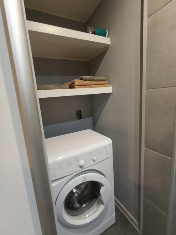 Трёхкомнатная квартира в центре  Приморского района