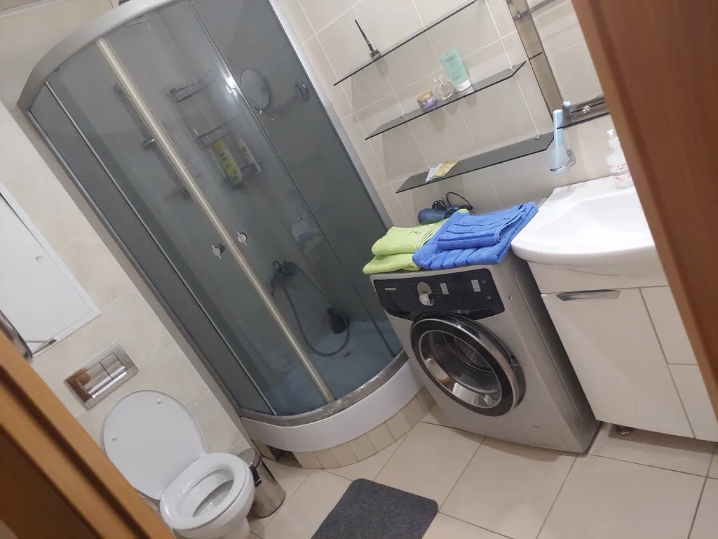 Уютная чистая 2-комнатная студия недалеко от центра