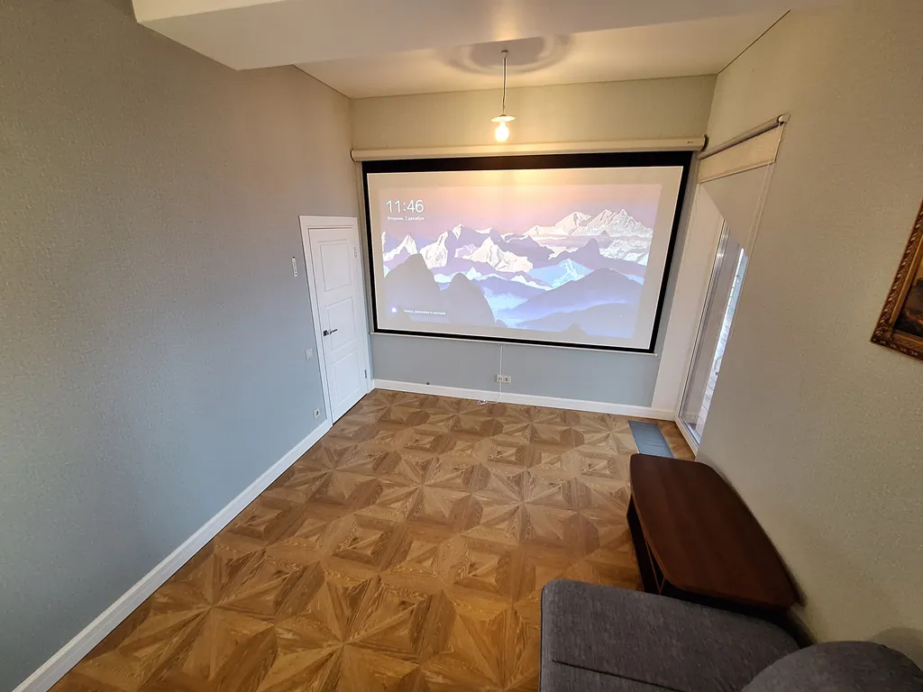 Дом на Набережной