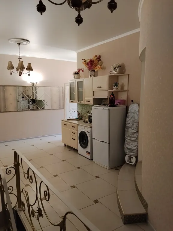 Дом замок с видом на море и горы