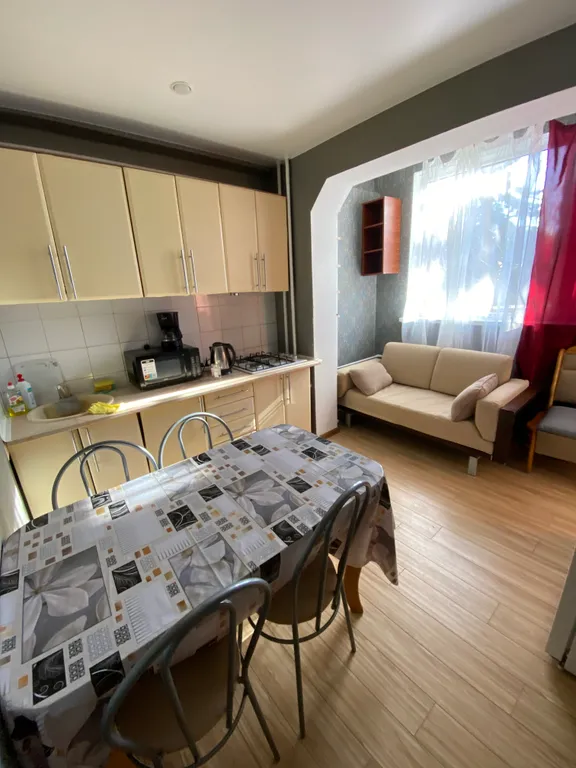 2-комнатная квартира в центре города — аренда посуточно в Кисловодск