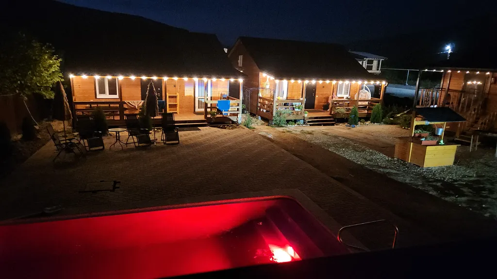 Дом с теплым бассейном