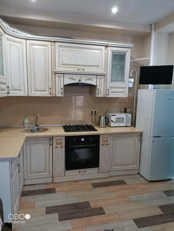 Квартира 2-х комнатная квартира на берегу — Сочи