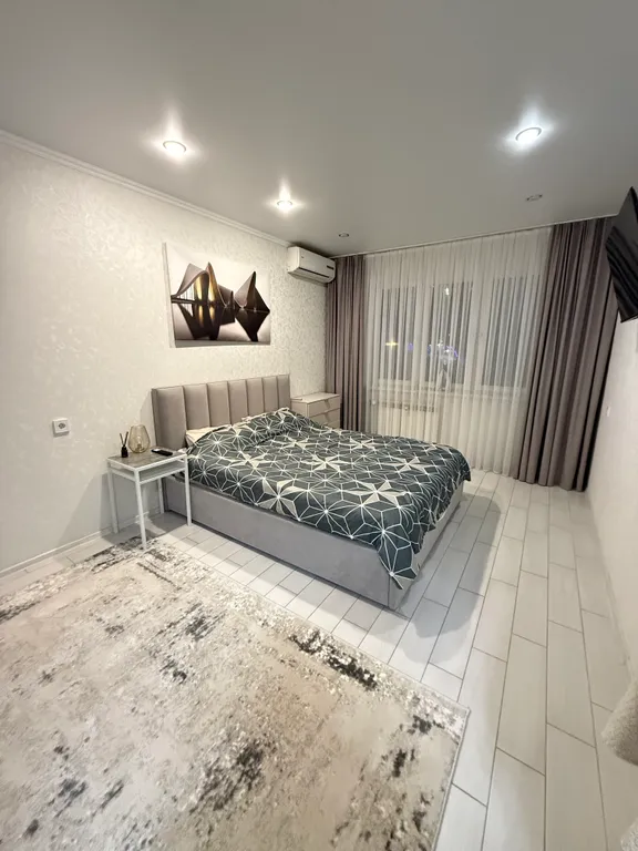 Уютная и чистая квартира — аренда посуточно в Альметьевск