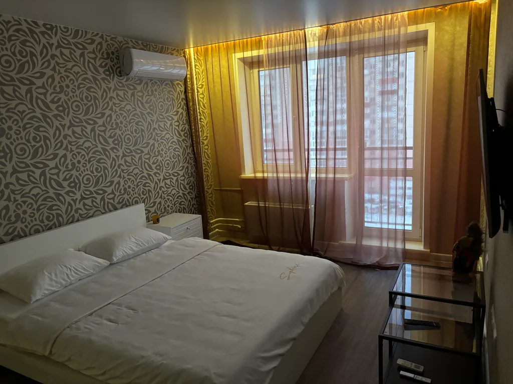 1-комнатная квартира на 8 этаже с балконом