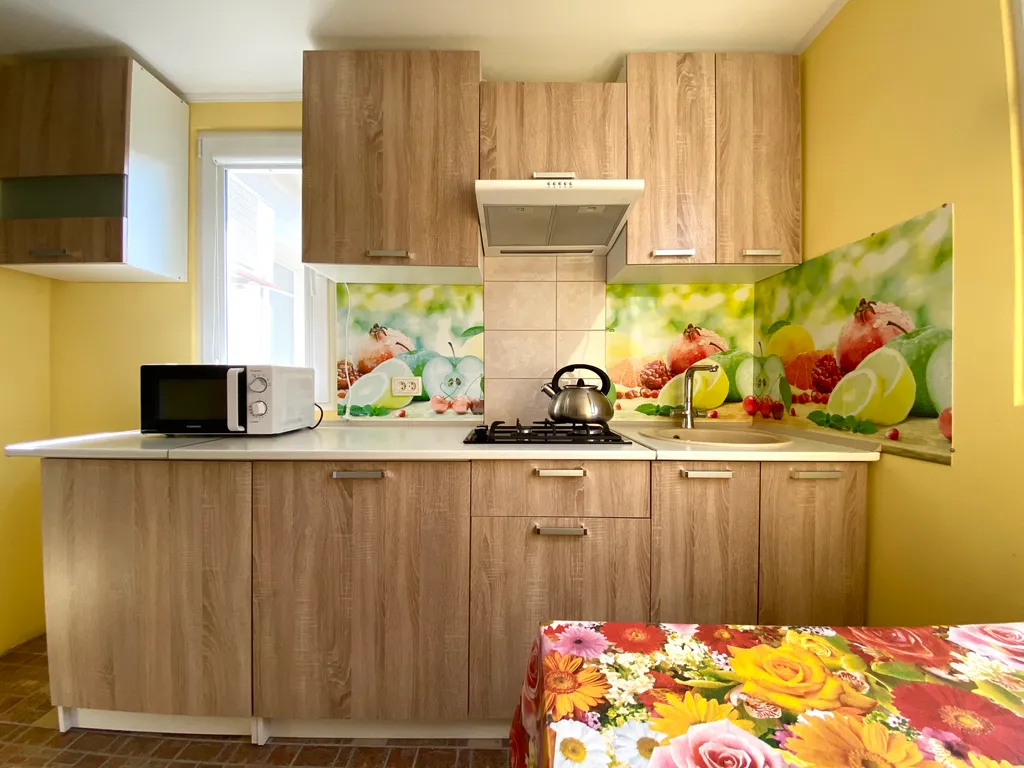 Семейный трехместный комфорт со своей кухней в загородном  доме