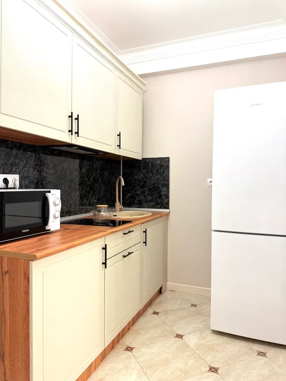 Квартира Уютная светлая 2-комнатная квартира площадью 60 м² — Каспийск