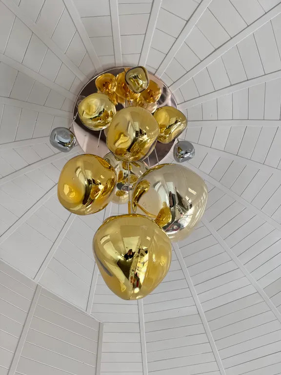 Уникальный дом-сфера с русской печью