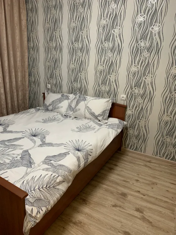 Евродвушка центр напротив Центральной городской ярмарки