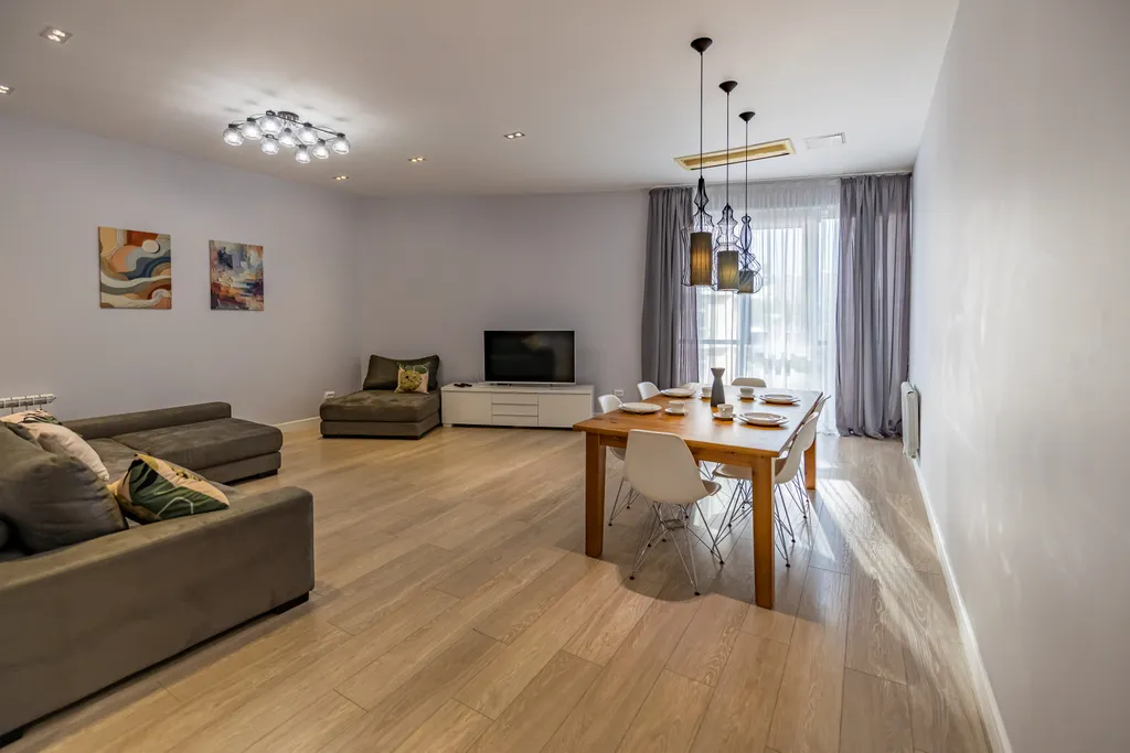 Двухкомнатные апартаменты на первой линии