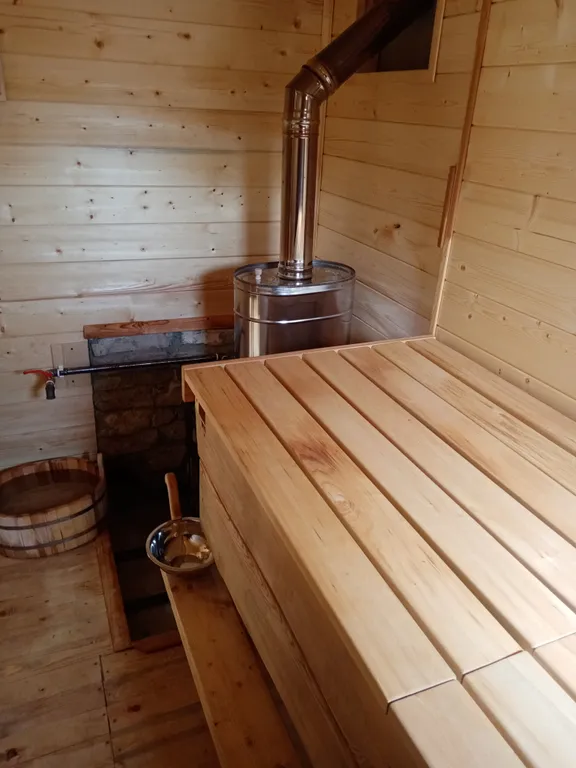 Домик с Баней у горы