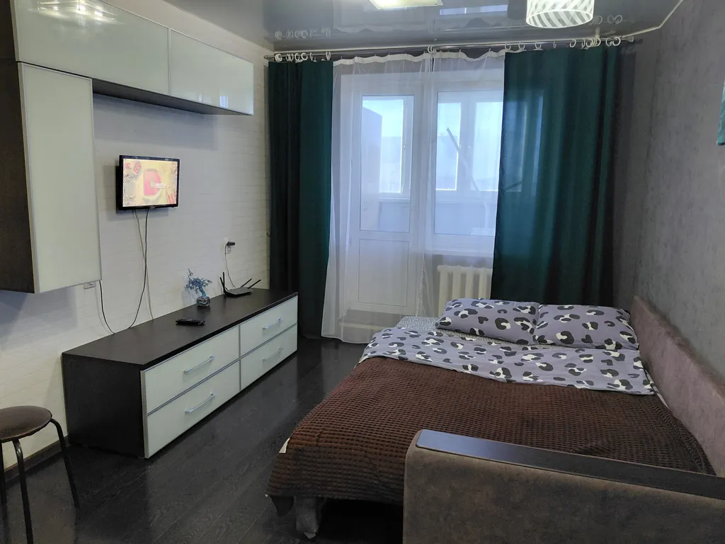 Квартира Отличная студия в развитом районе, жд, центральный рынок, вузы — аренда посуточно в Киров