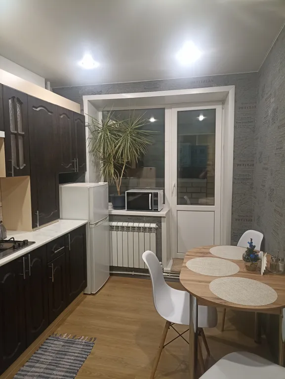 Уютная квартира в тихом районе города — аренда посуточно в Новый