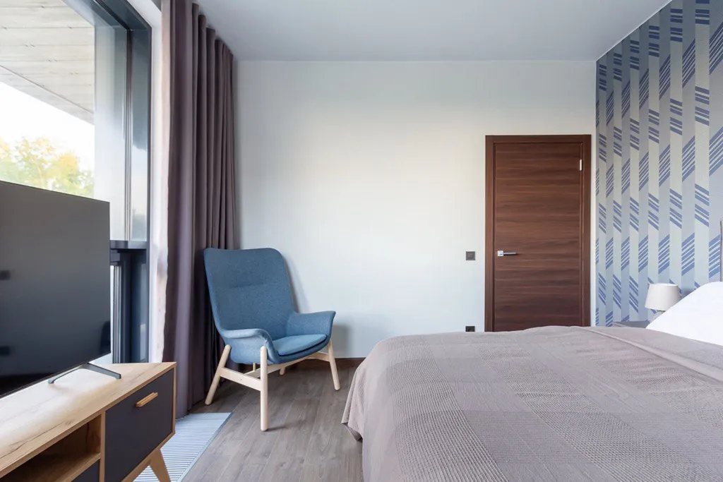 Апартамент с двумя спальнями и большим балконом у курорта