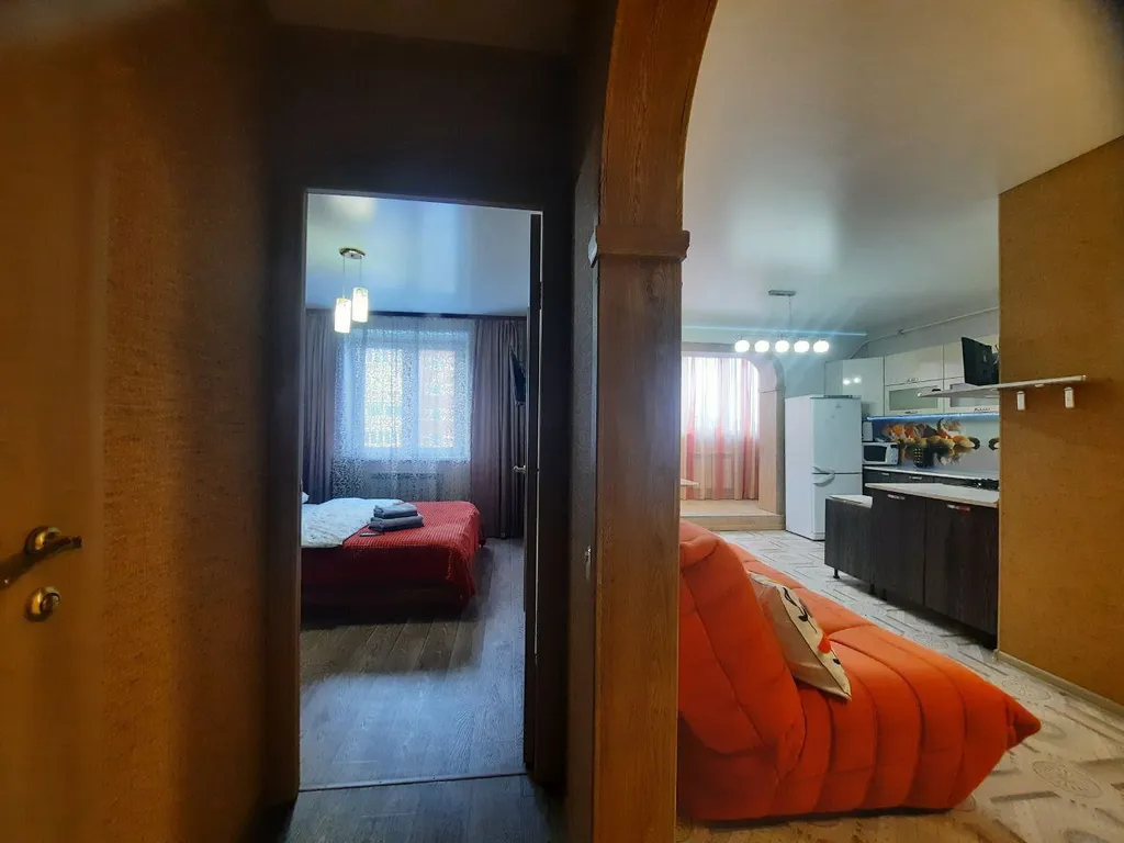 Яркая квартирка