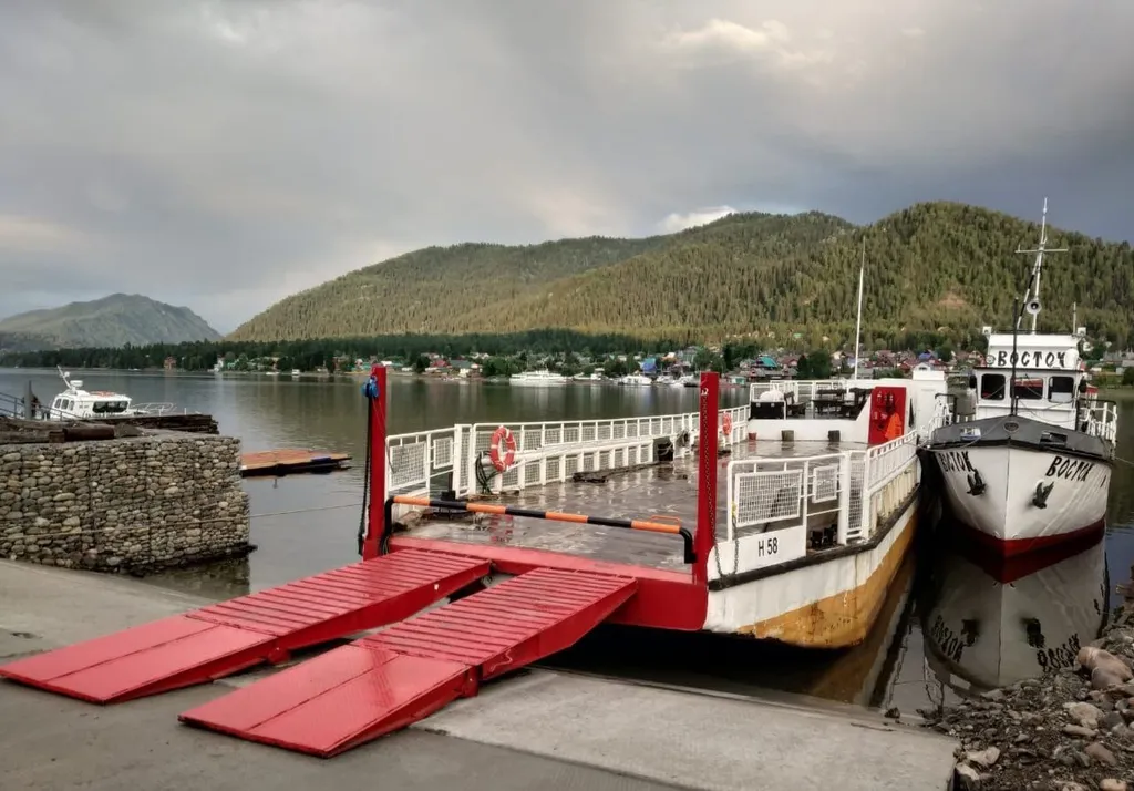 Гостевой дом Белый олень на Телецком озере