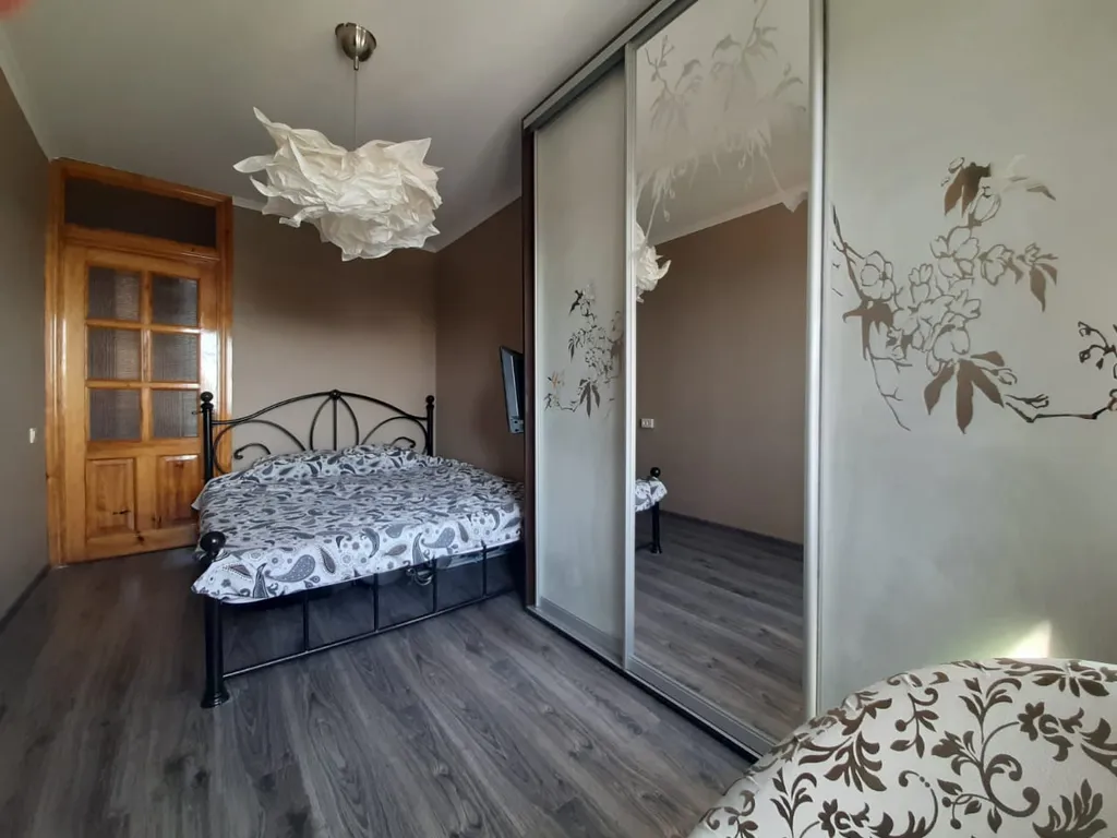 Квартира 2-ком на Подвойского