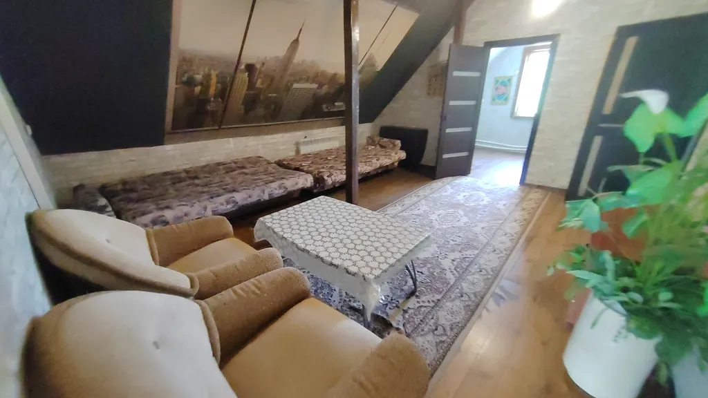 Коттедж возле горячих источников до 25 человек