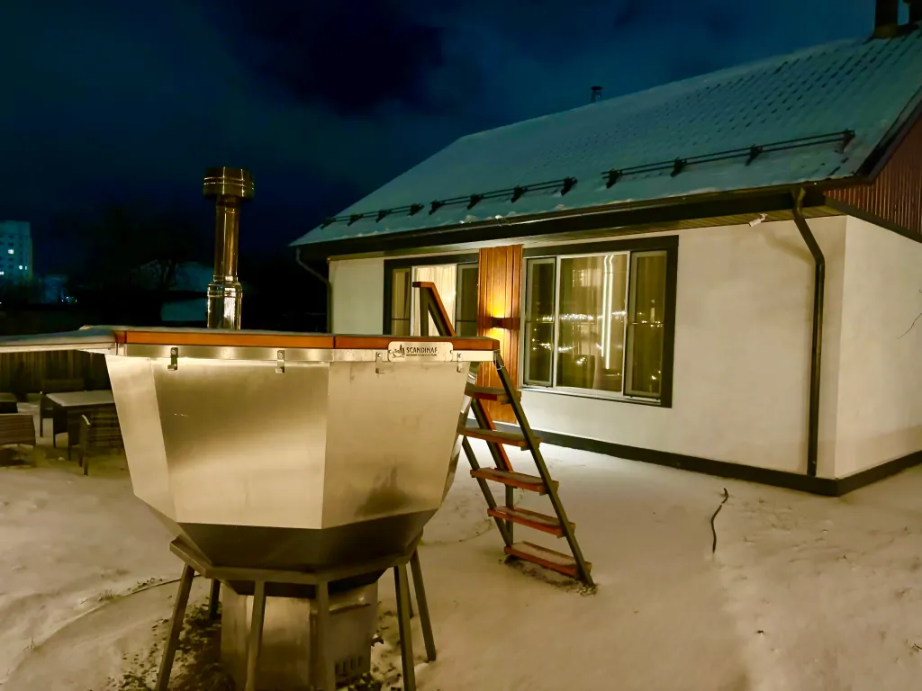 Дом с баней, чаном, бесплатной парковкой, закрытой территорией