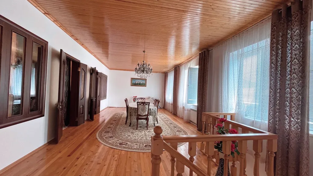 Дом в Гунибе с видом на горы