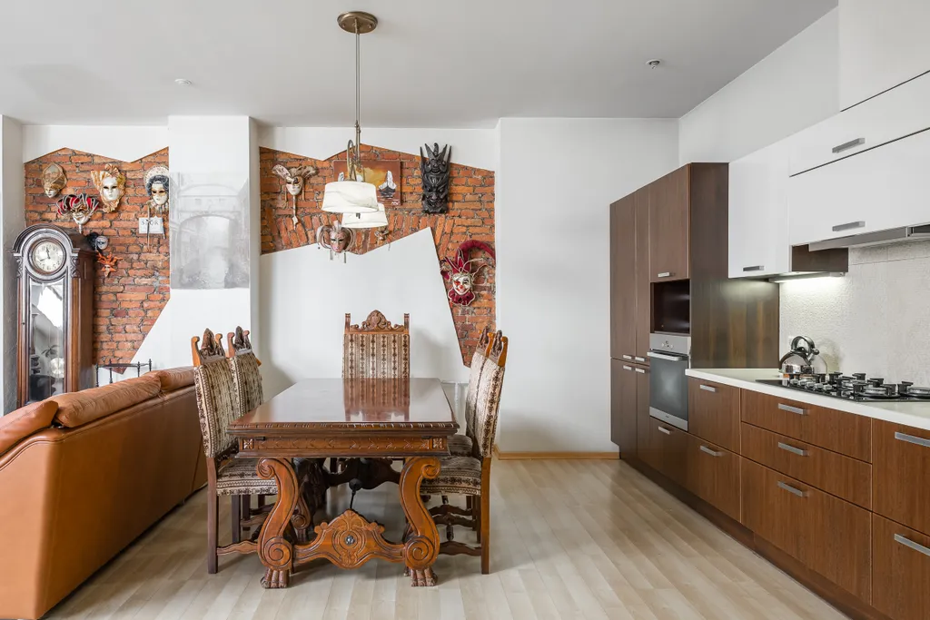 Большая мансарда у Эрмитажа