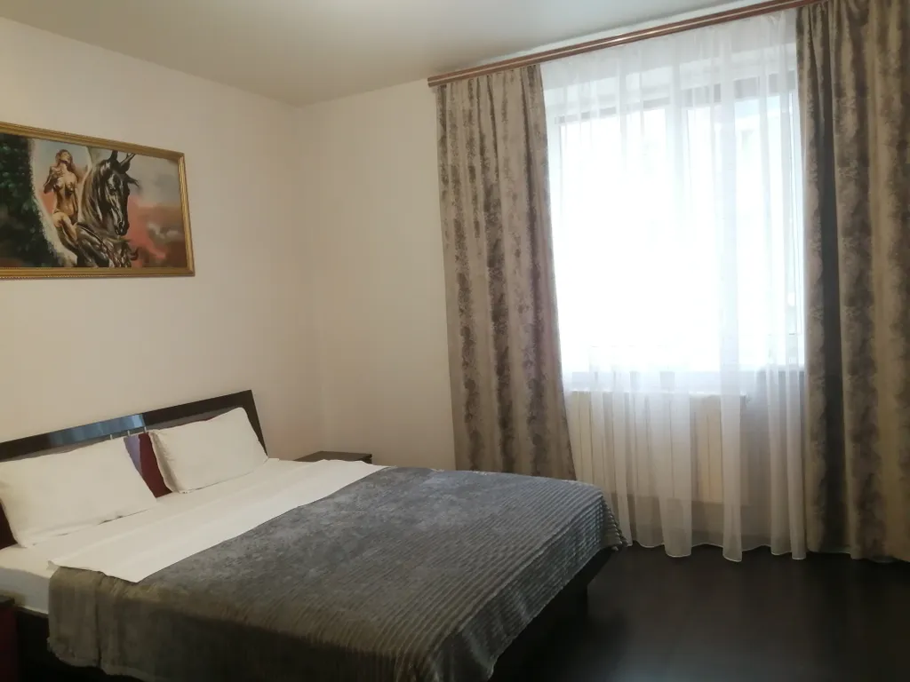 Двушка на набережной