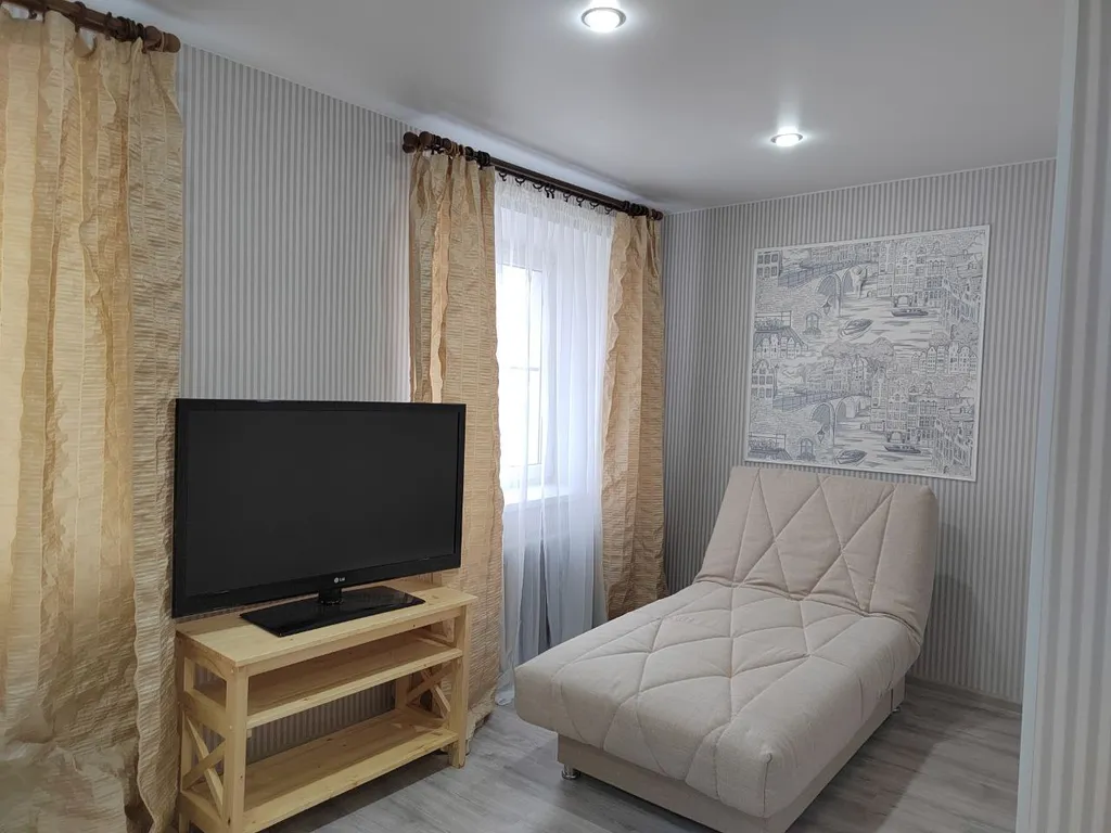 Апартаменты с видом на Кремль и Волхов