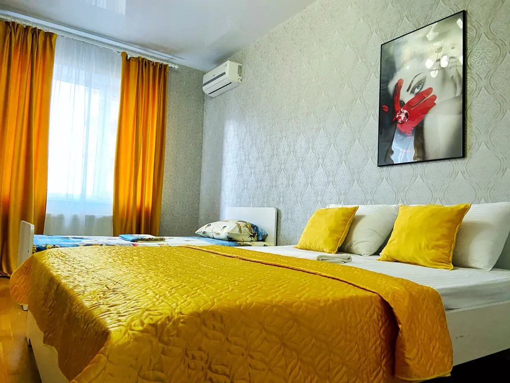 Квартира Семейная квартира возле парка Галицкого — Краснодар