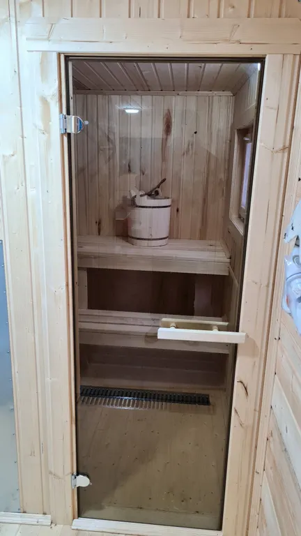 З-комнатный дом У Озера в лесу