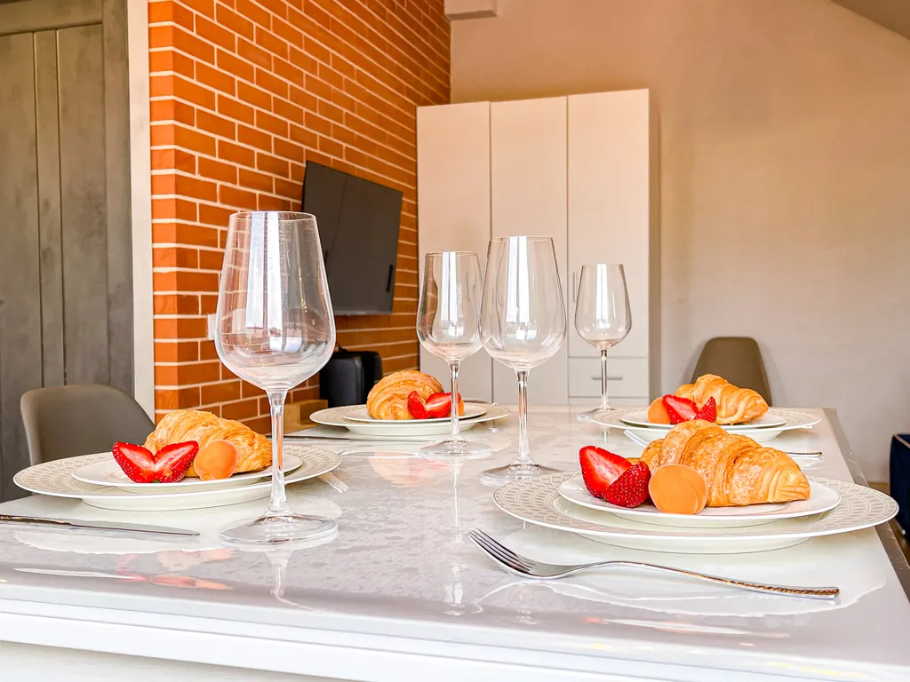 Большие апартаменты с кухней и стиральной машиной на берегу моря