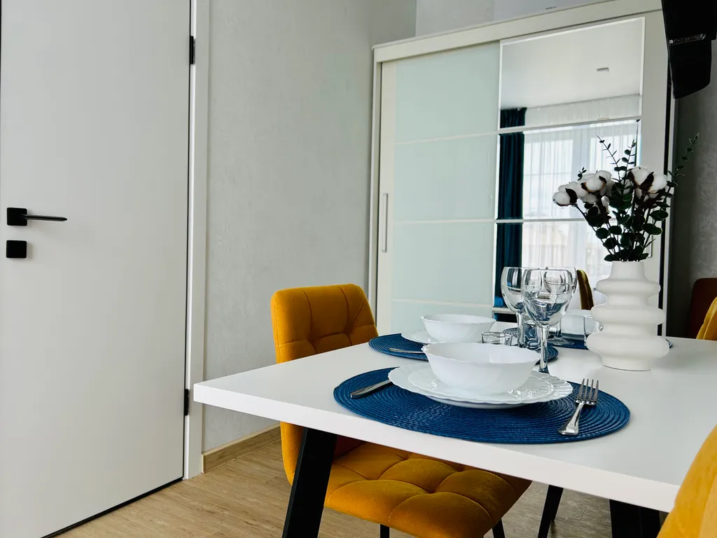 Квартира ЖК Арт Лайт Сити апартаменты с отдельной спальней — Сириус