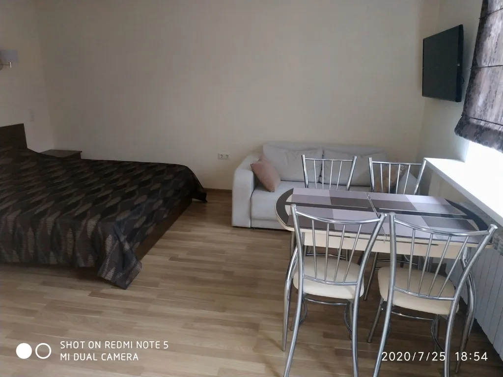 Квартира Уютные номера — аренда посуточно в Евпатория