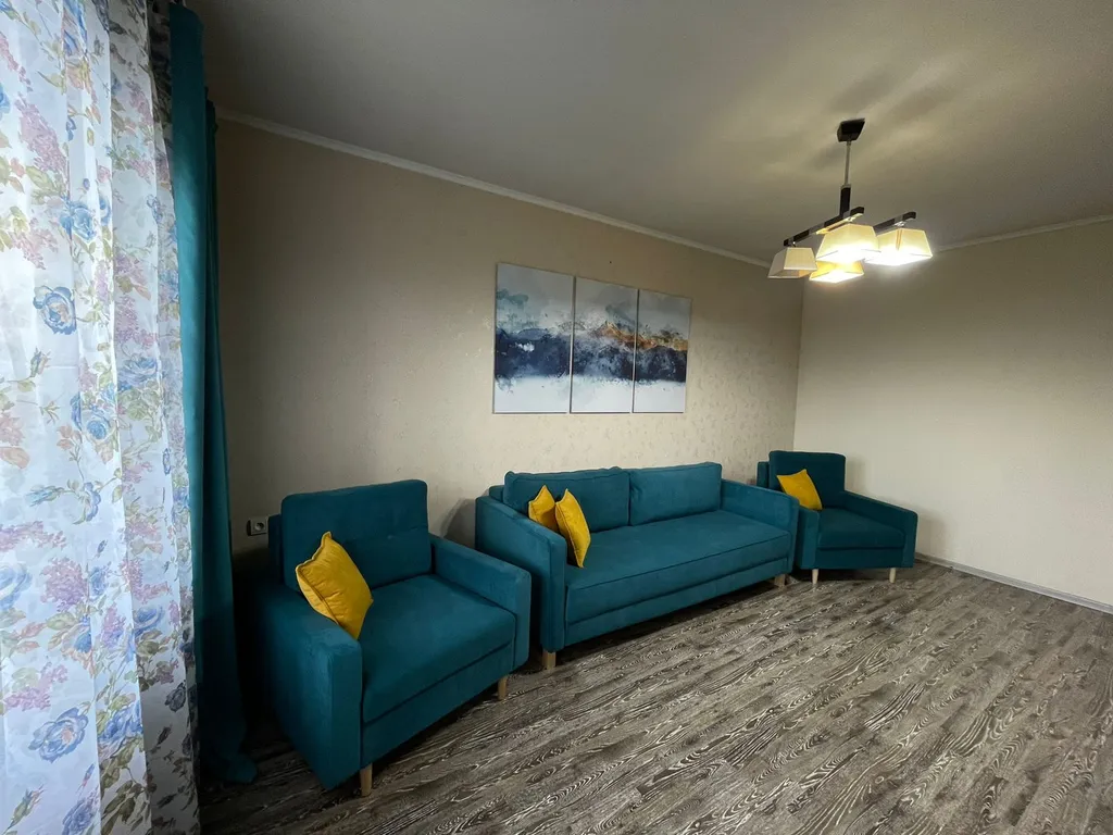 Уютная двухкомнатная квартира с видом на Предгорье