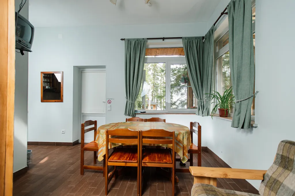 Квартира Двухместные апартаменты с балконом и террасой — Уя