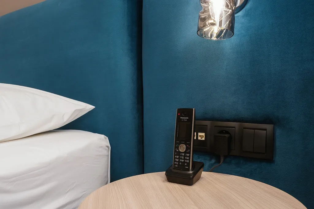 Мини-отель Imperial Joy находится на 2 этаже караоке-бара